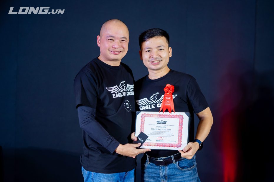 Bac_si_Quang_Hoa